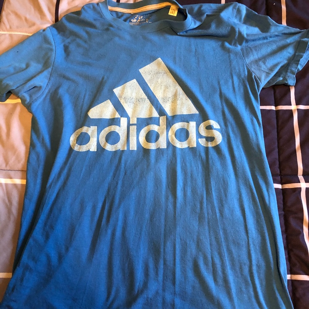 Adidas t-shirt